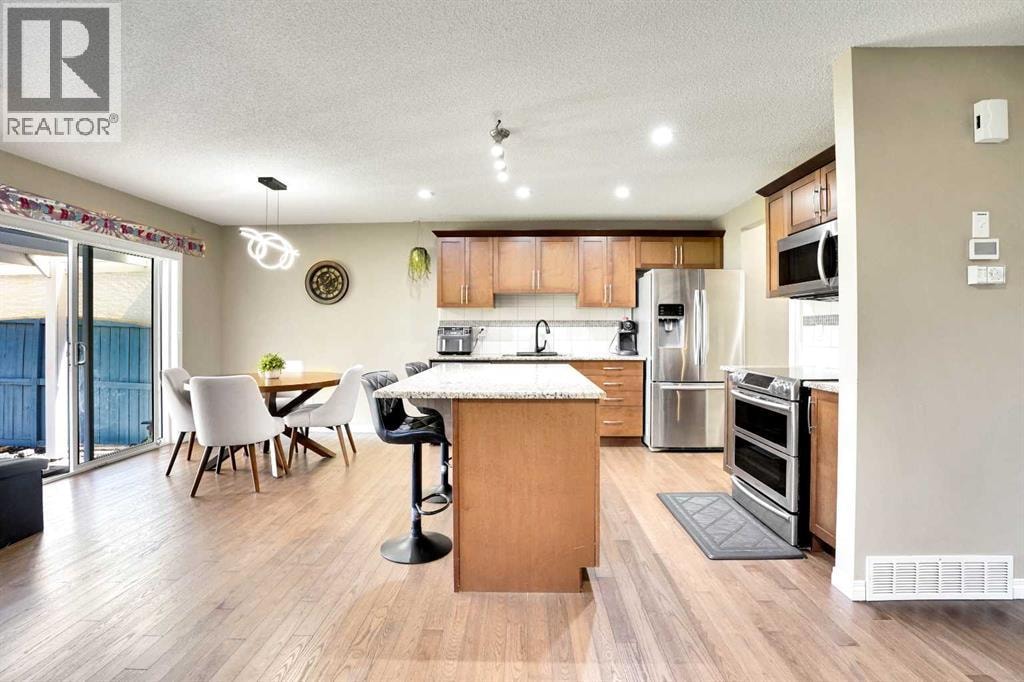 174 Windstone Avenue SW — photo 14