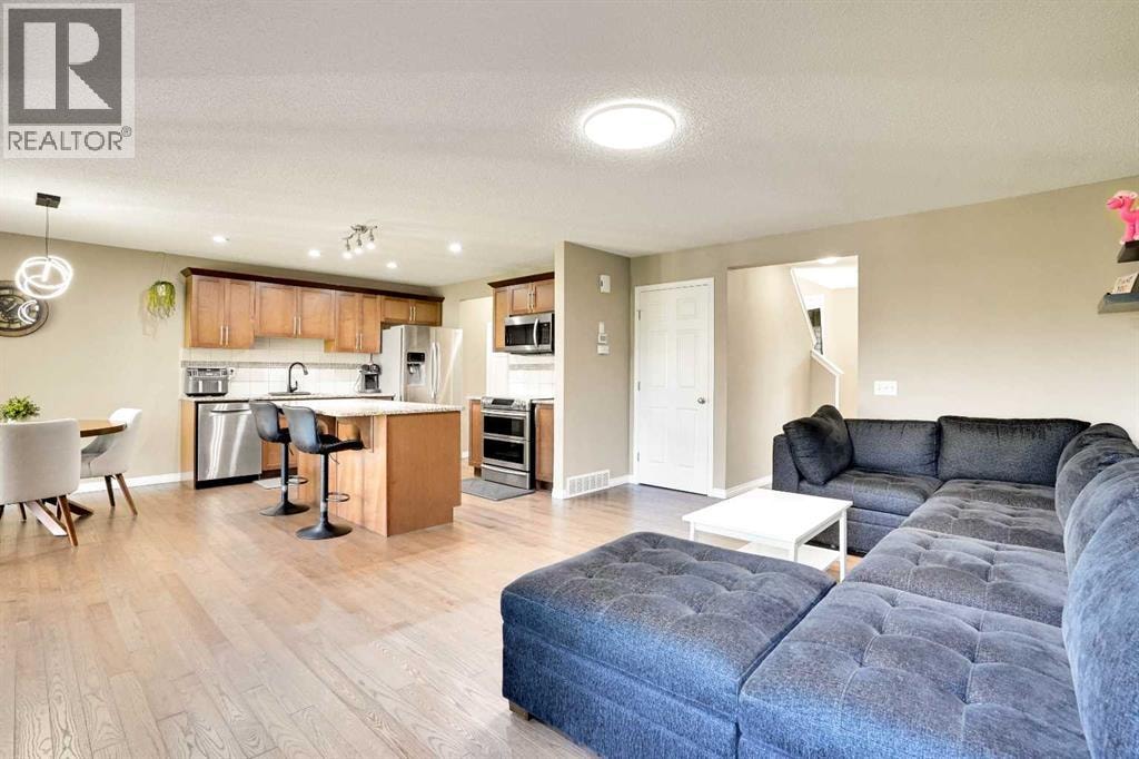 174 Windstone Avenue SW — photo 7