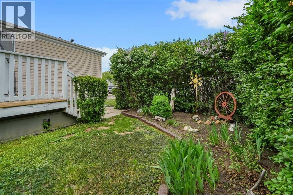 301 STANLEY Avenue — photo 29