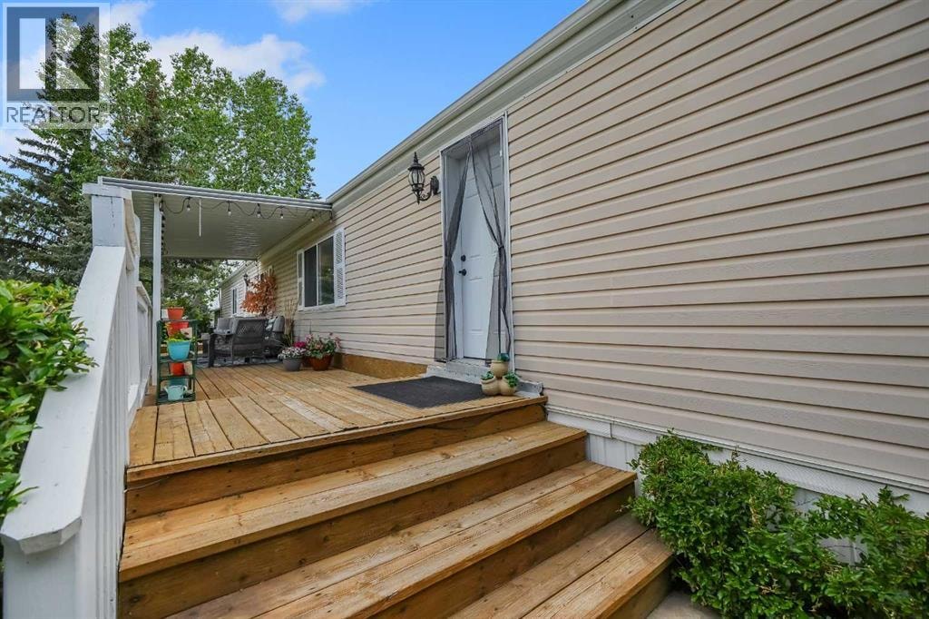 301 STANLEY Avenue — photo 28