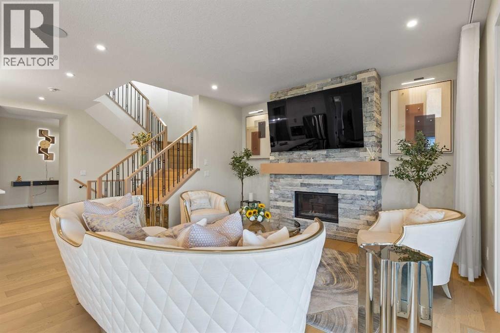 1104 Cranbrook Gardens SE — photo 10