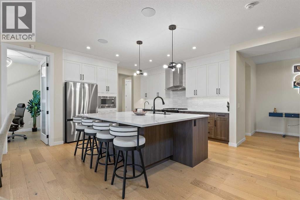 1104 Cranbrook Gardens SE — photo 5