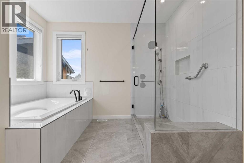 1104 Cranbrook Gardens SE — photo 20
