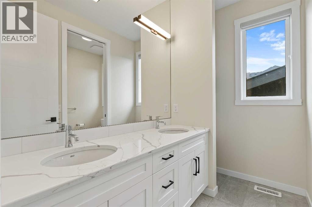 1104 Cranbrook Gardens SE — photo 23