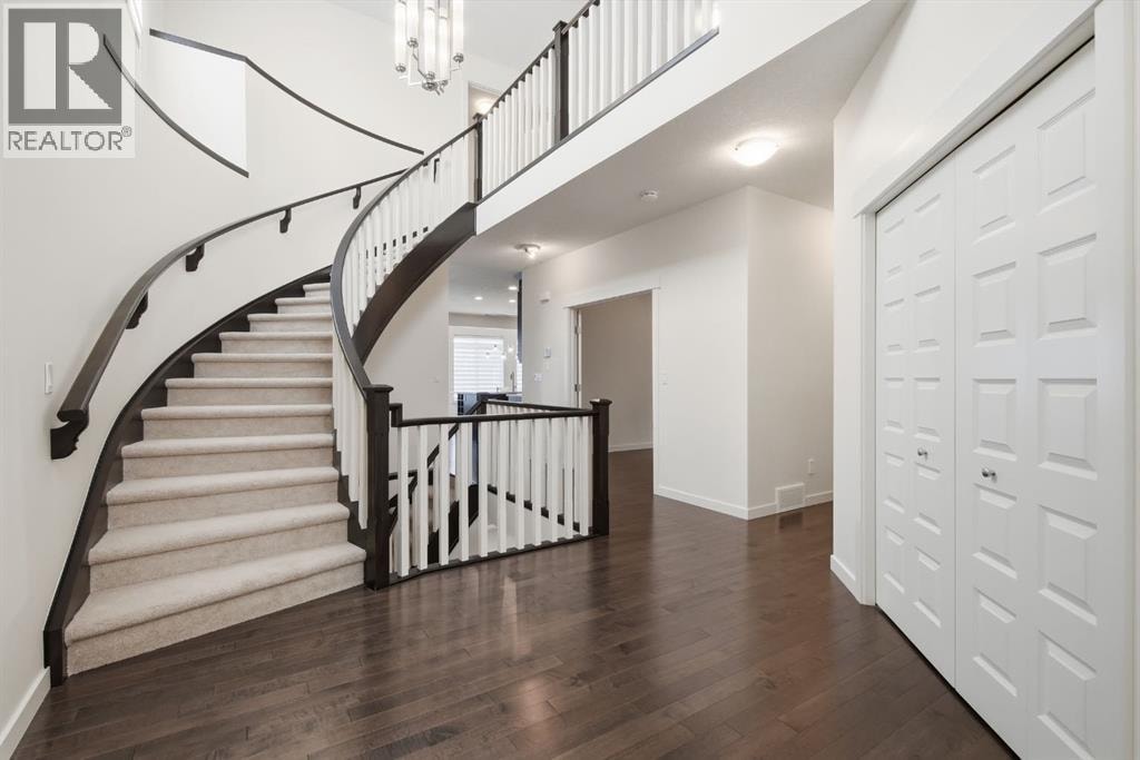 101 Evansborough Green NW — photo 3