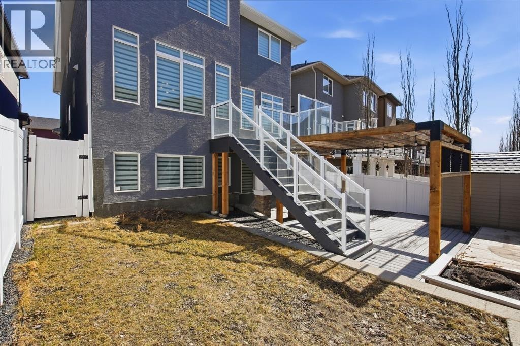 101 Evansborough Green NW — photo 46
