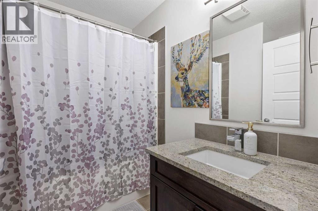 184 Magenta Crescent — photo 42
