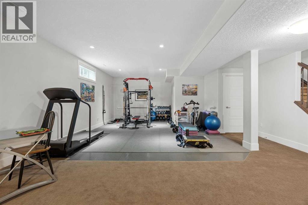 184 Magenta Crescent — photo 45