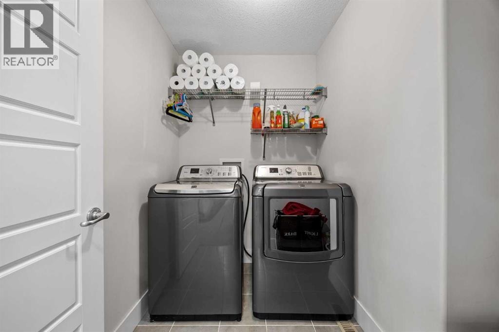 184 Magenta Crescent — photo 34