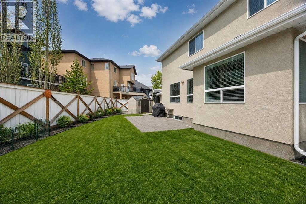 184 Magenta Crescent — photo 19