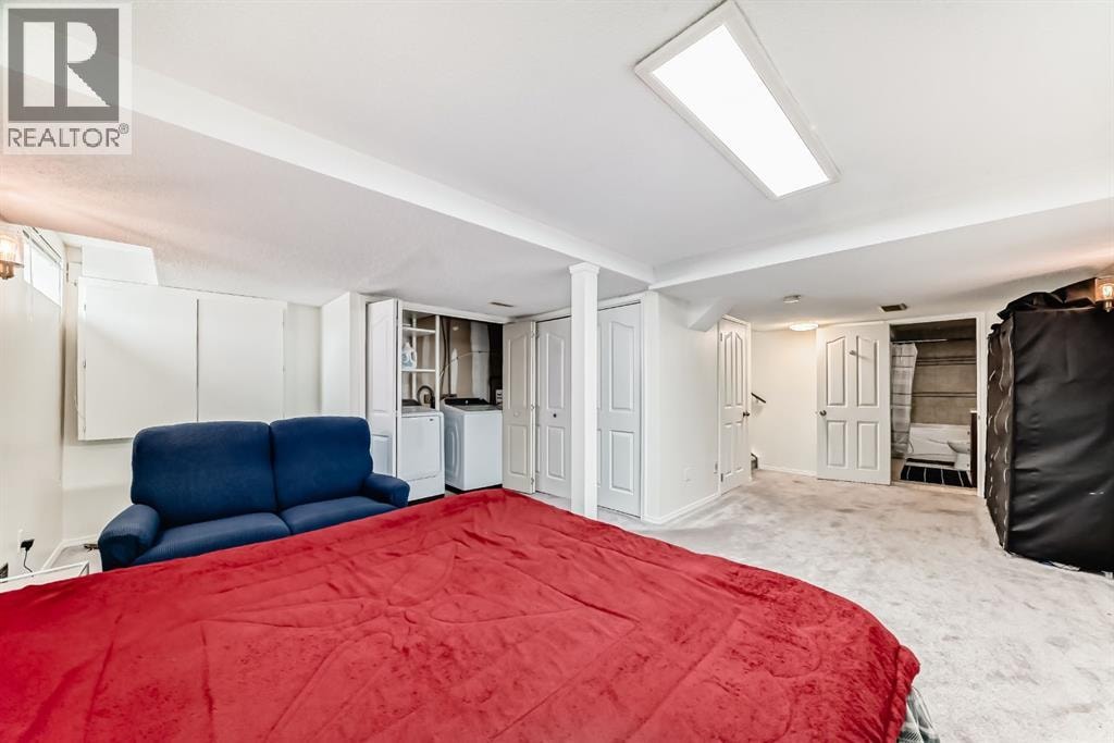 325 Mt Douglas Manor SE — photo 24