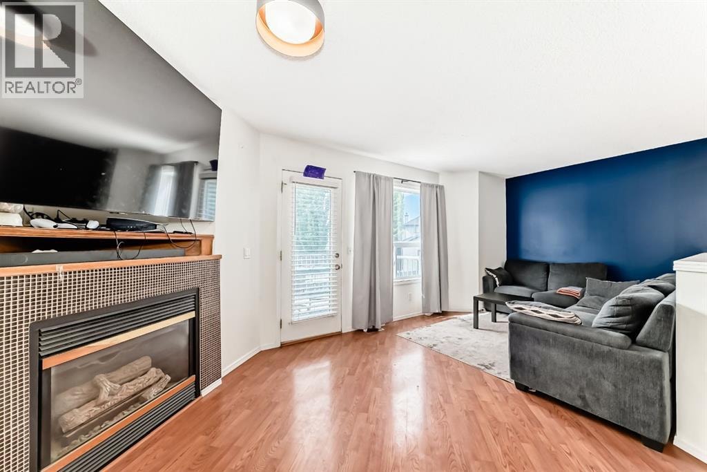 325 Mt Douglas Manor SE — photo 9