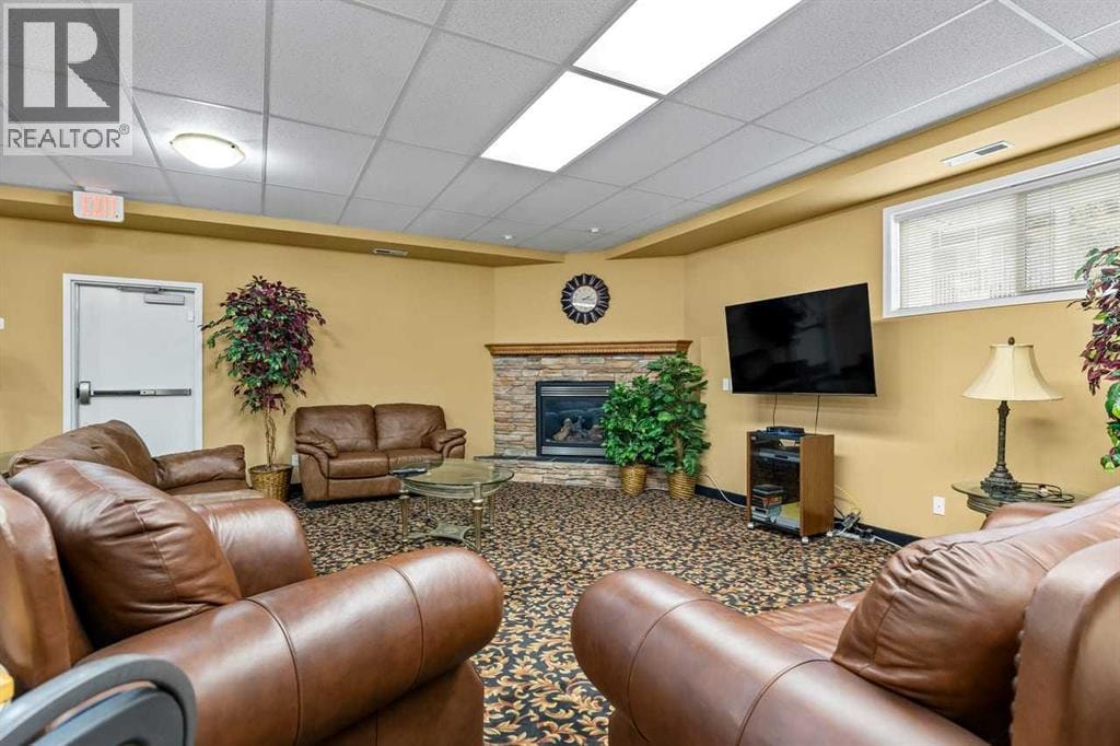 2111, 928 Arbour Lake Road NW — photo 36