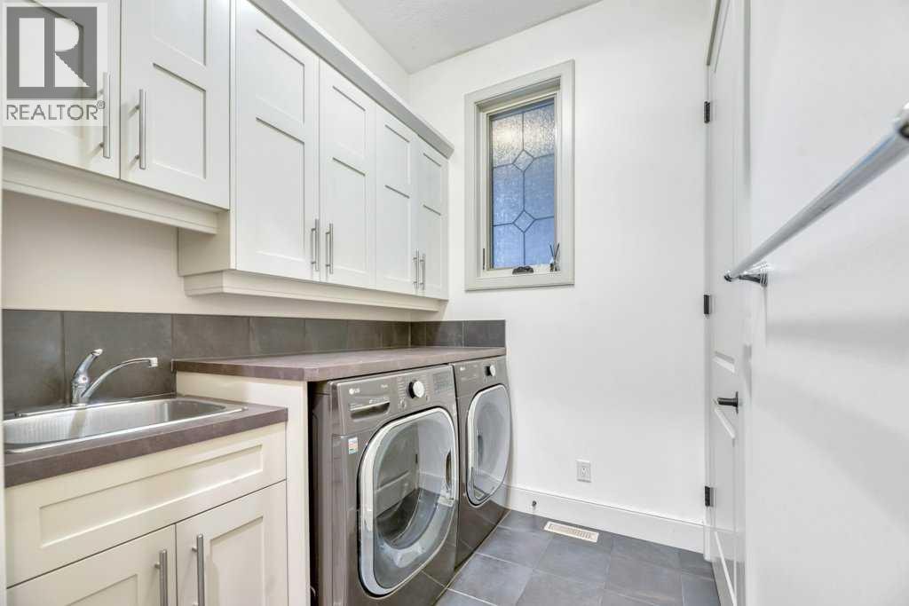 377 Evergreen Circle SW — photo 15