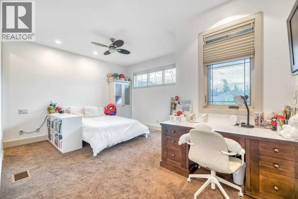 377 Evergreen Circle SW — photo 25
