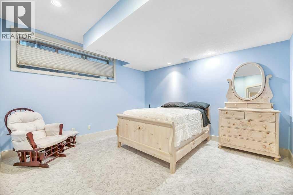 377 Evergreen Circle SW — photo 38