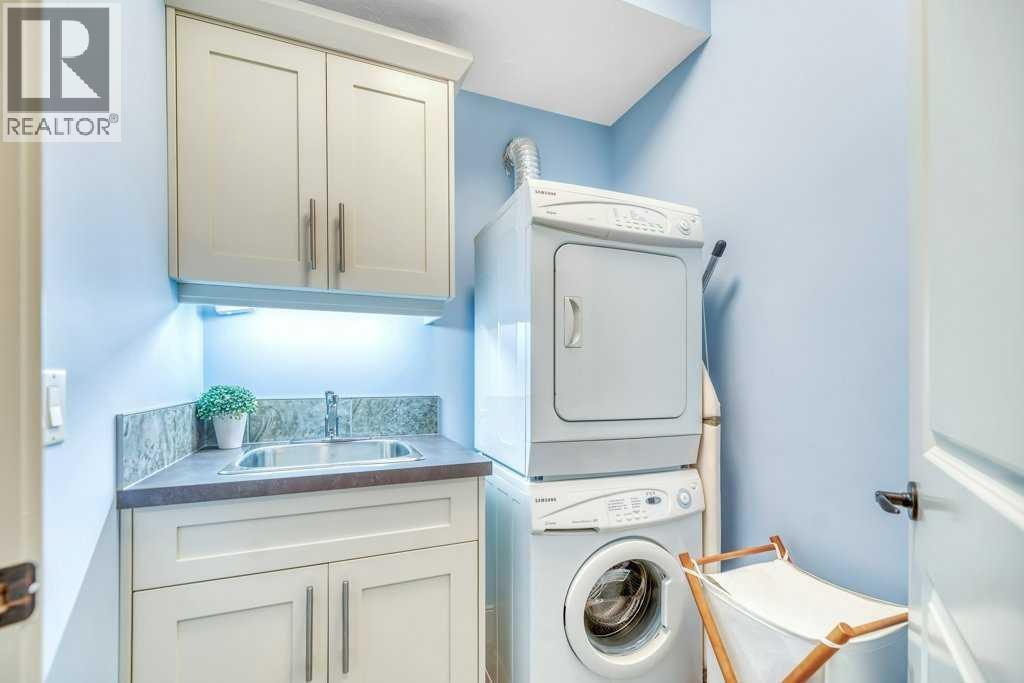 377 Evergreen Circle SW — photo 42