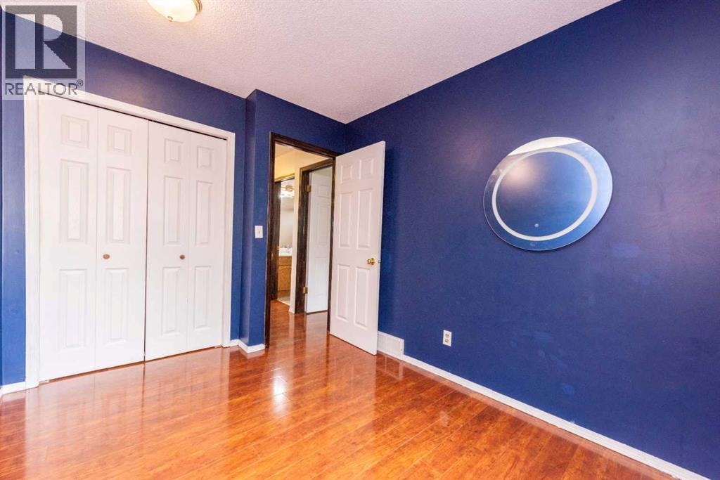 244 Riverglen Place SE — photo 37