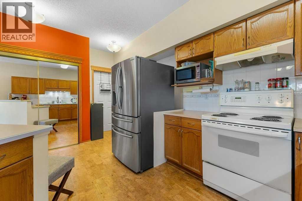215, 200 Lincoln Way SW — photo 15