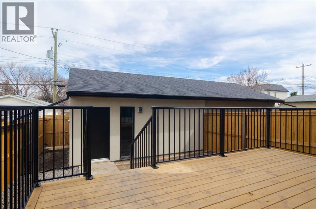 2026 36 Street SW — photo 43