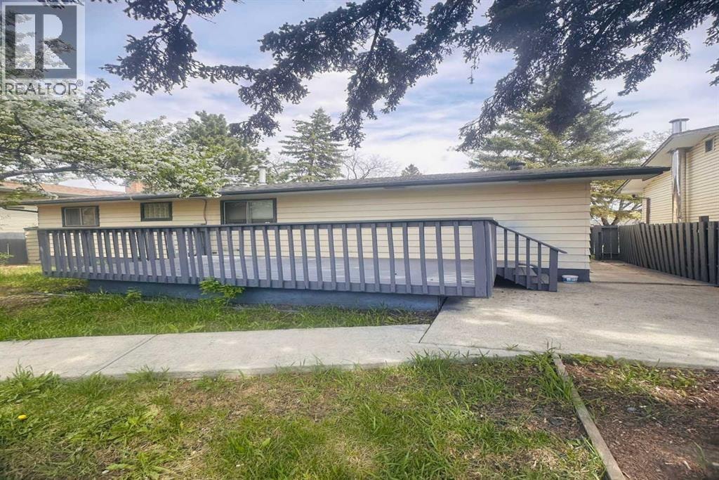 5071 Whitestone Way NE — photo 38