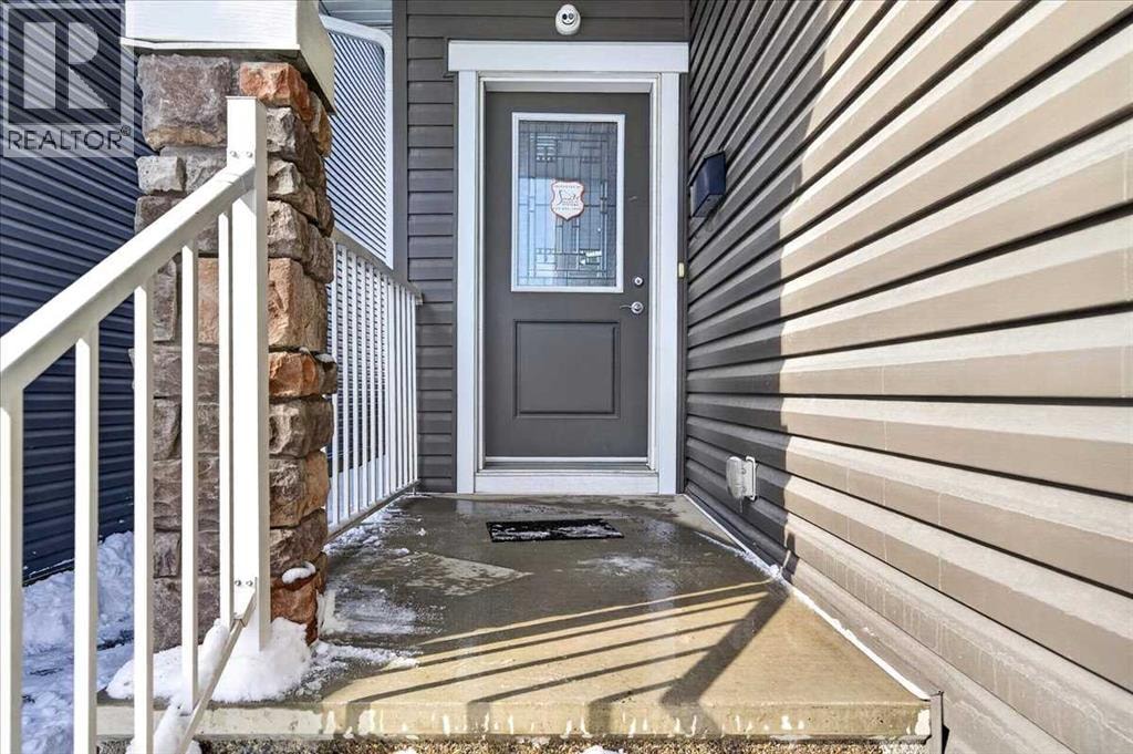 72 Redstone Drive NE — photo 3