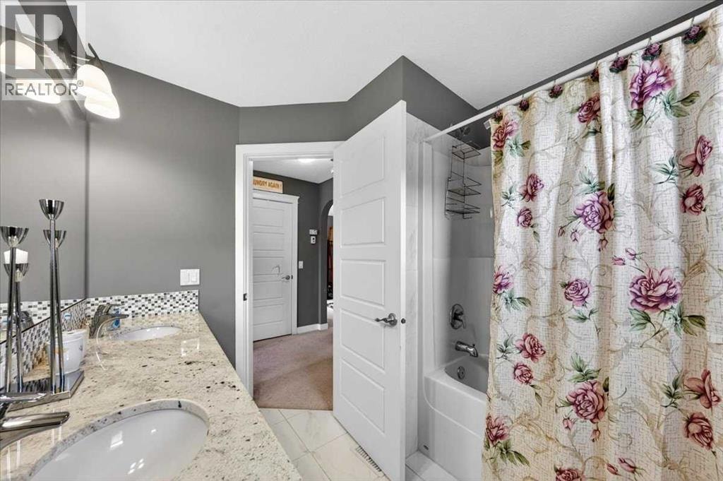 72 Redstone Drive NE — photo 33