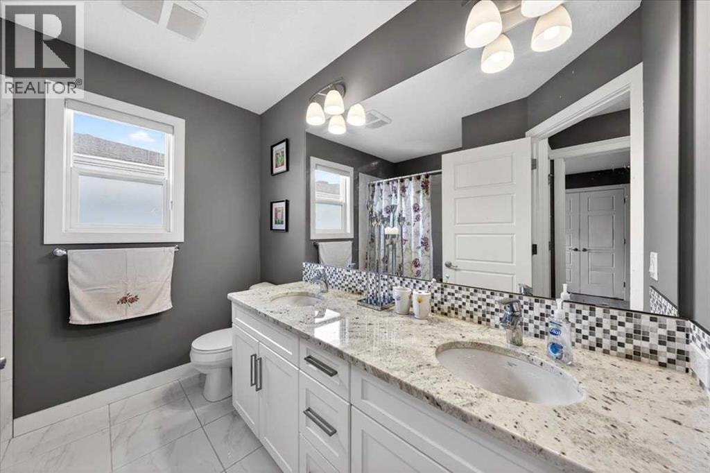 72 Redstone Drive NE — photo 32