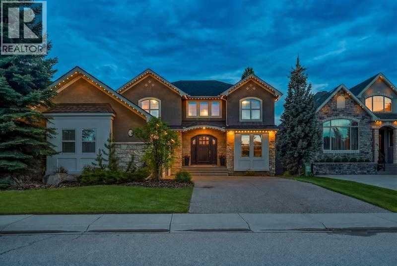 74 Discovery Ridge Heights SW — photo 2