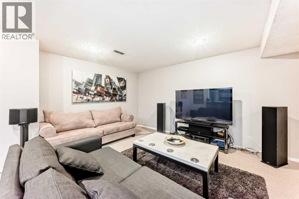 316 Glamorgan Place SW — photo 25