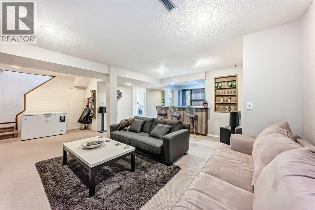 316 Glamorgan Place SW — photo 27