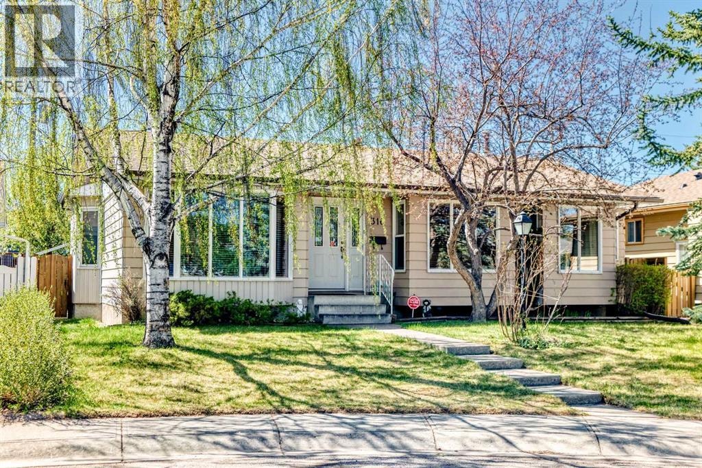 316 Glamorgan Place SW — photo 1