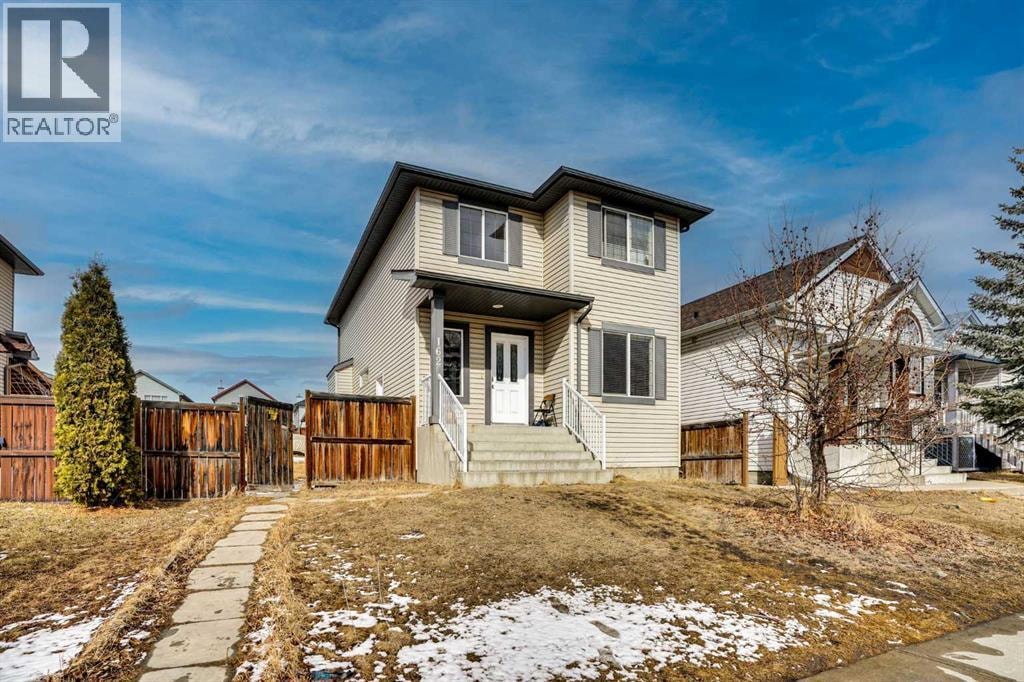 162 Taradale Drive NE — photo 2