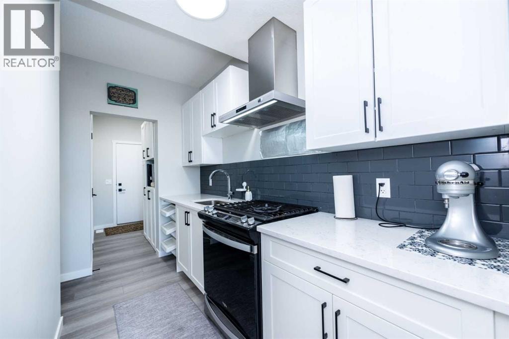 46 Savoy Landing SE — photo 8