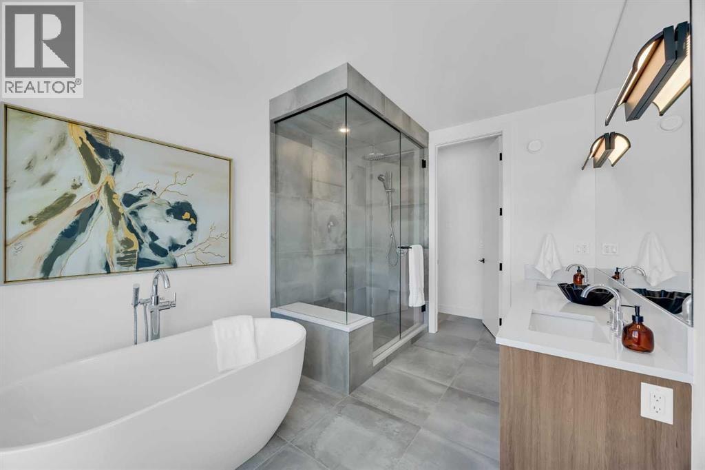 124 Greenwich Drive NW — photo 11