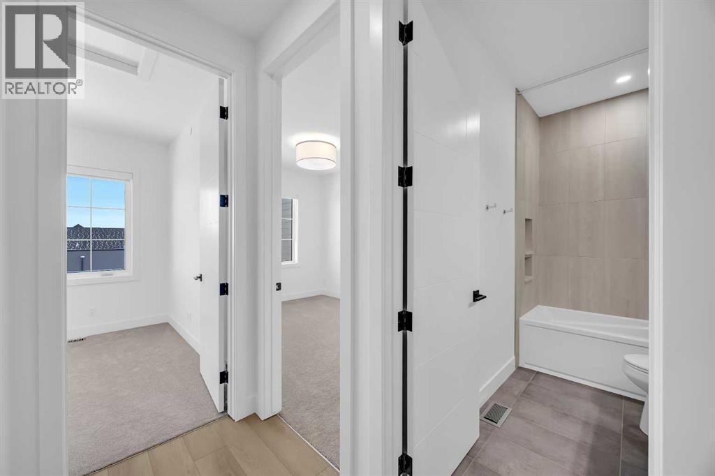 133 Greenwich Common NW — photo 25