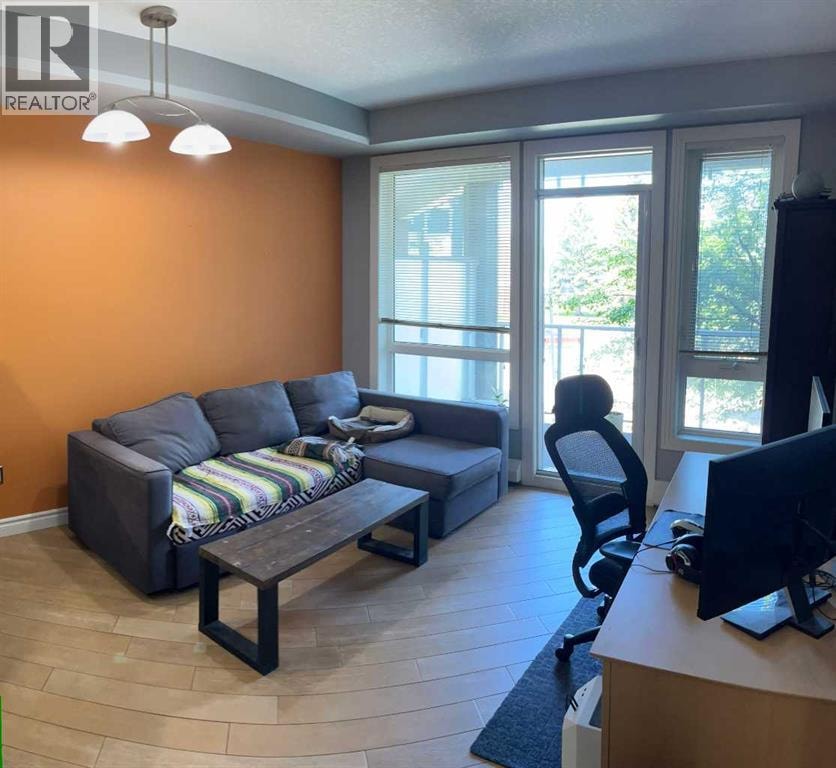 203, 3111 34 Avenue NW — photo 5