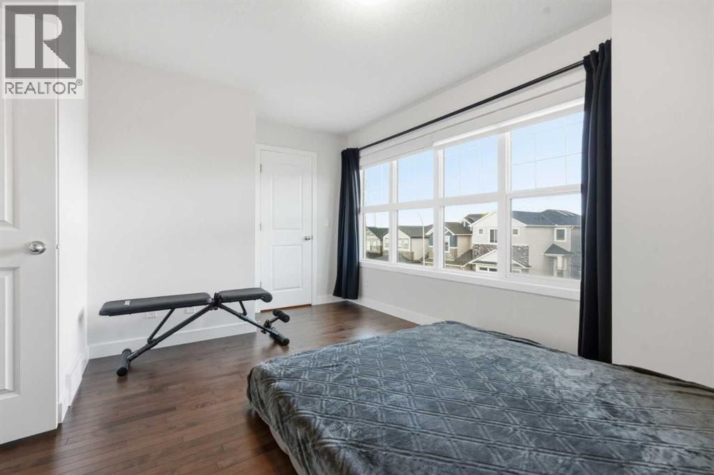 37 Nolanhurst Crescent NW — photo 42