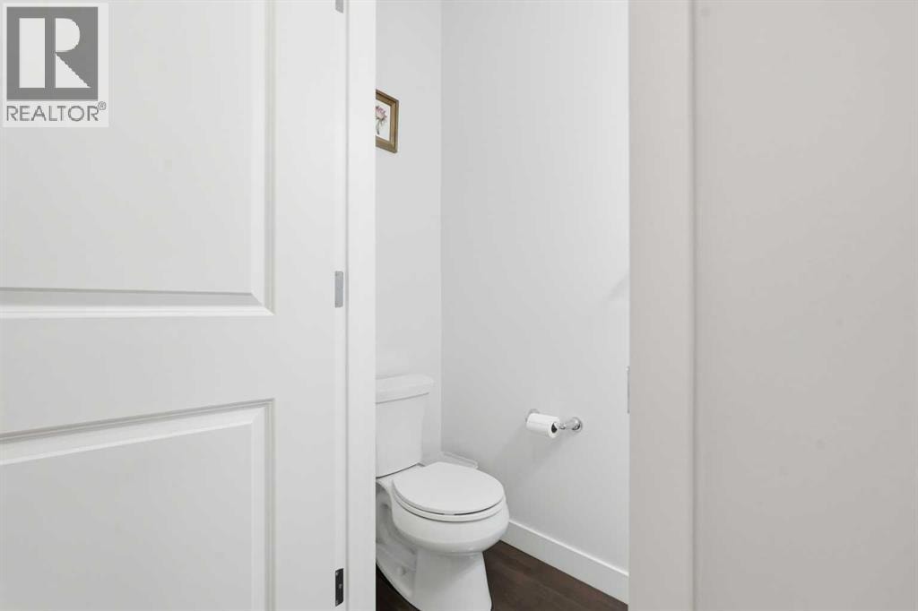 37 Nolanhurst Crescent NW — photo 23