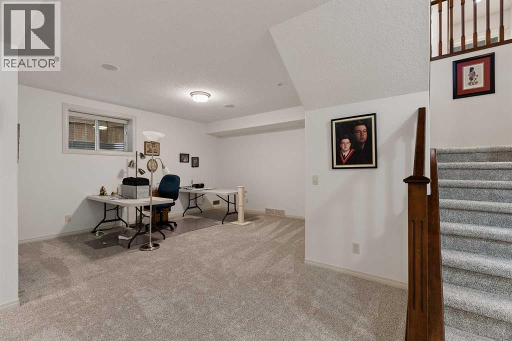 229 Elgin Estates Park SE — photo 31