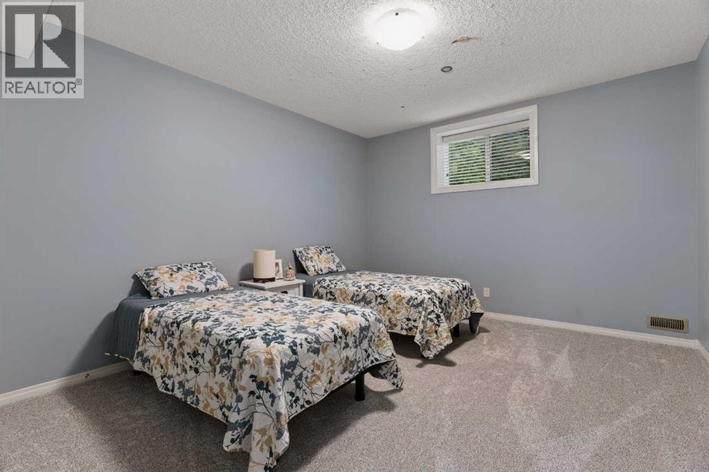 229 Elgin Estates Park SE — photo 35