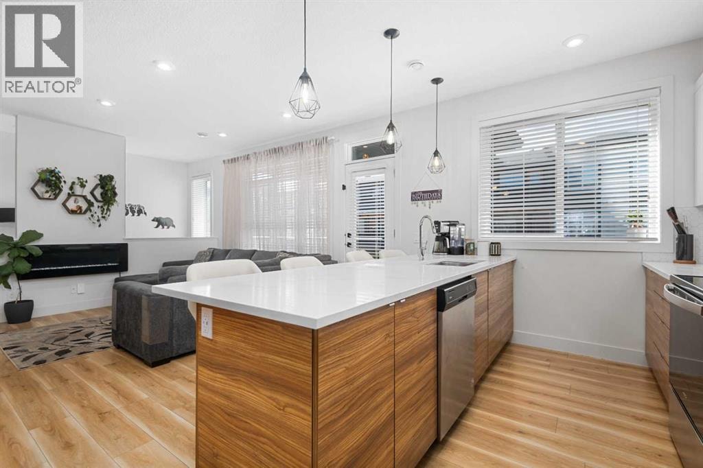 153 Savanna Walk NE — photo 11