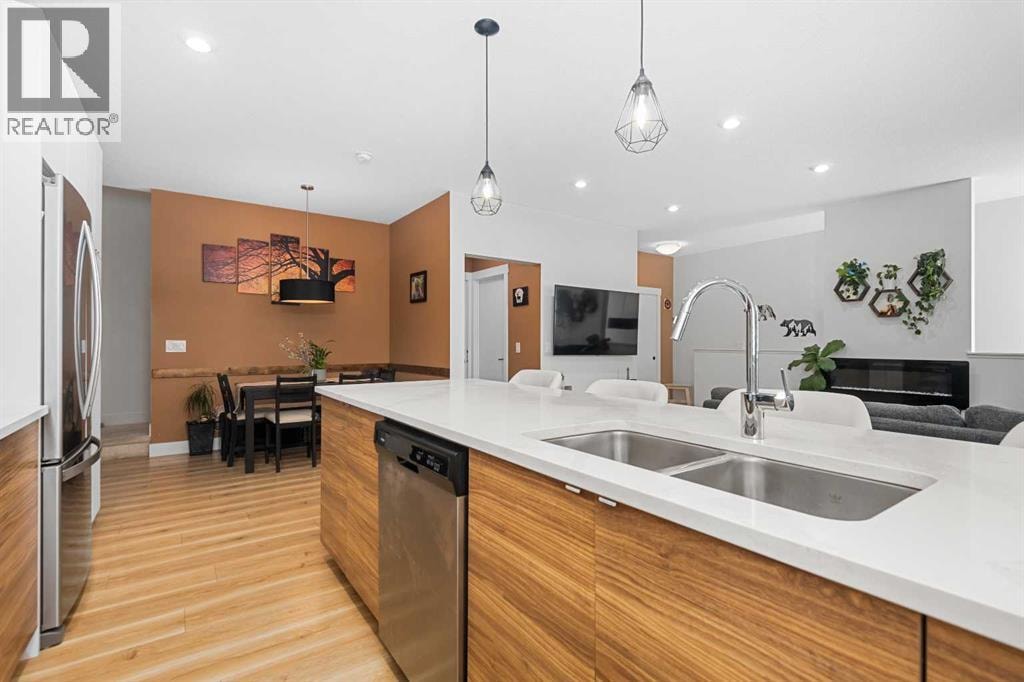153 Savanna Walk NE — photo 12