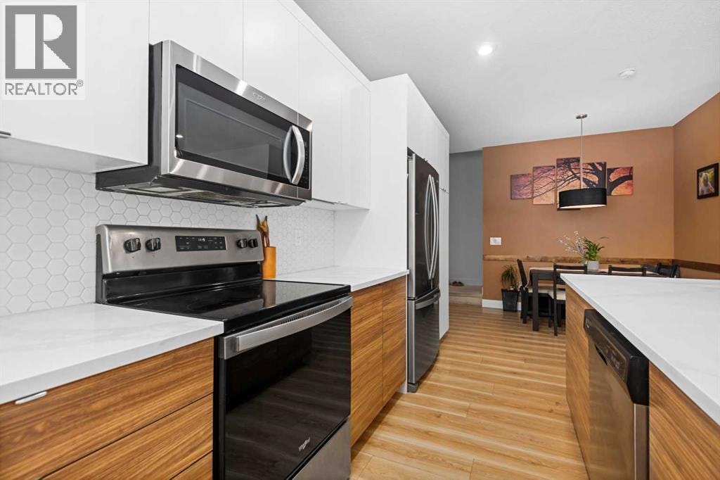 153 Savanna Walk NE — photo 13