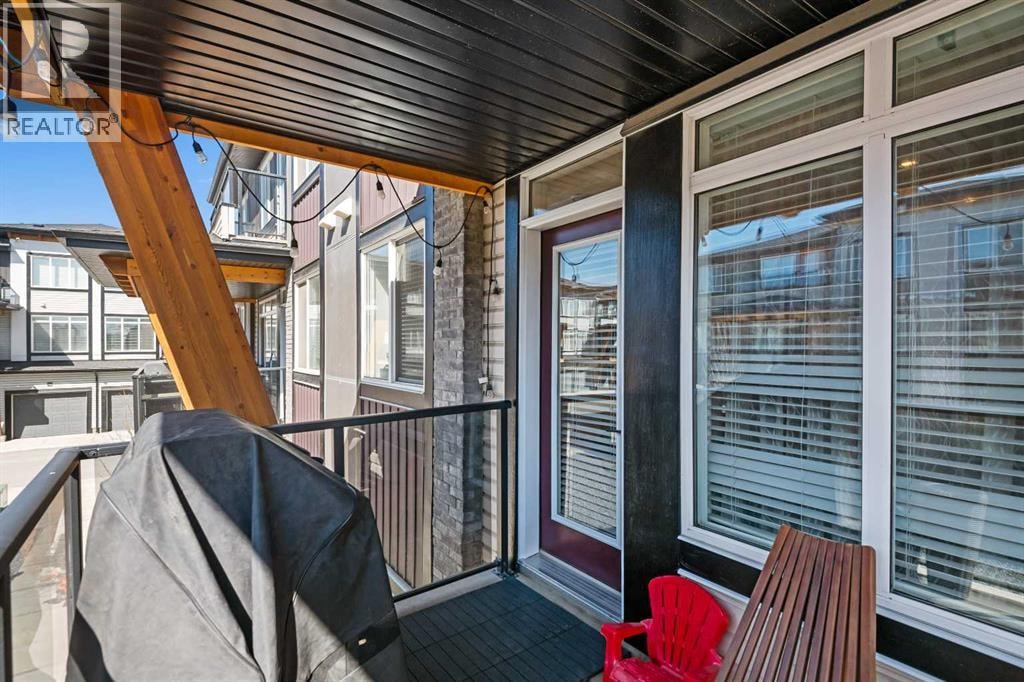153 Savanna Walk NE — photo 32