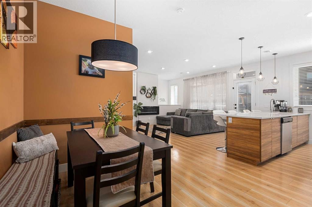 153 Savanna Walk NE — photo 15
