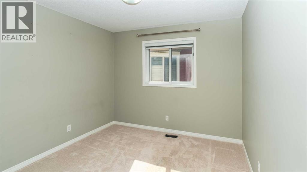 247 Taralake Way NE — photo 18
