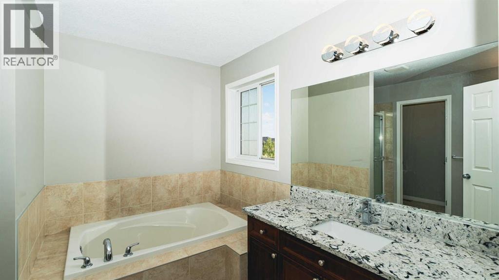 247 Taralake Way NE — photo 23
