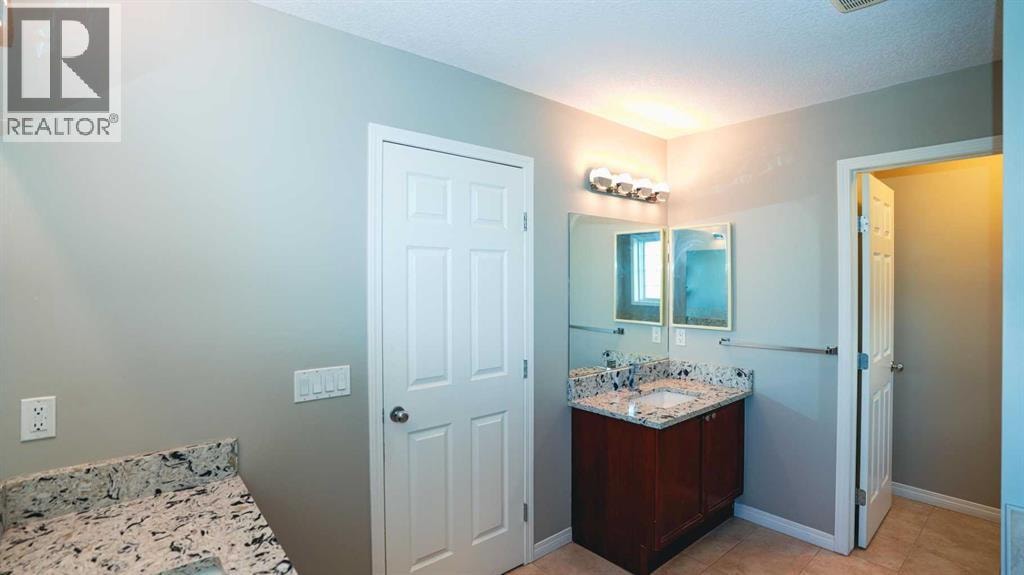 247 Taralake Way NE — photo 32