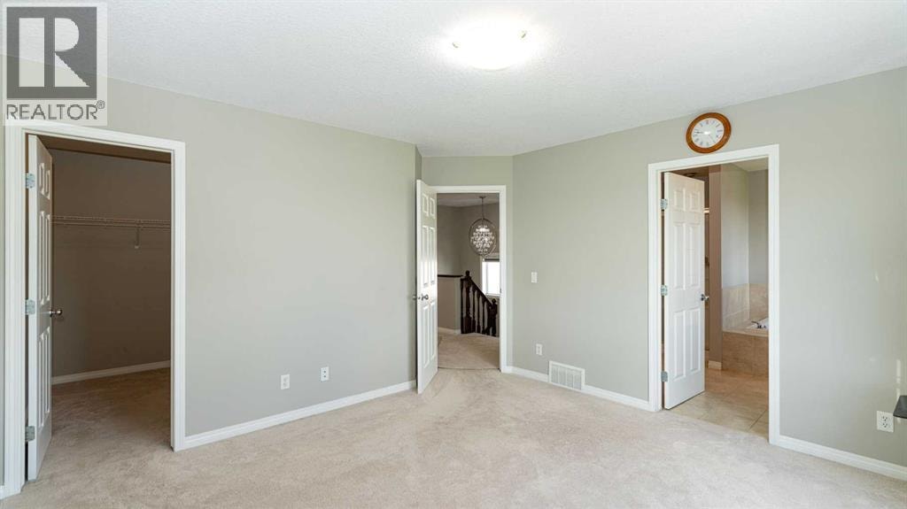 247 Taralake Way NE — photo 33